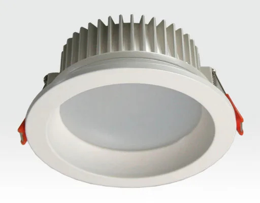 15W LED Einbau Downlight weiß rund Warm Weiß / 2700-3200K 1350lm 230VAC IP44 120Grad -Ausstellungsstück mit kleinen Schönheitsfehlern