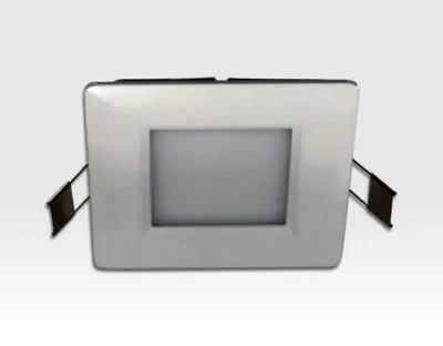 5W LED Paneel weiss quadratisch Neutral Weiss 340lm 120Grad / 4000-4500K 110x110mm 230VAC -Ausstellungsstück mit kleinen Schönheitsfehlern