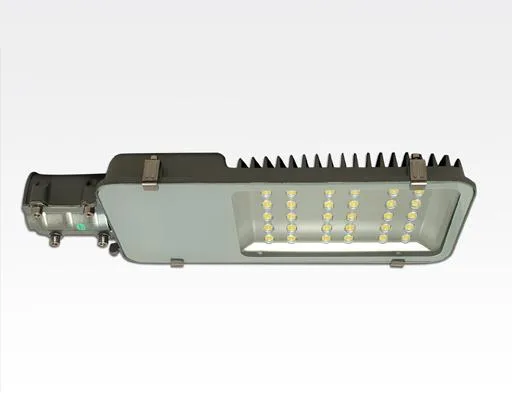30W LED Straßen Beleuchtung Dim1-10V Neutral Weiß Zopf 6cm 0Grad / 2700lm 50000h IP65 230VAC 120Grad