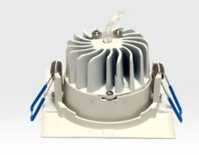 3W LED Einbau Spotleuchte weiß quadratisch Neutral Weiß / 4000-4500K 180lm 230VAC IP44 65Grad - ohne Verpackung mit kleinen Schönheitsfehlern — Bild 4