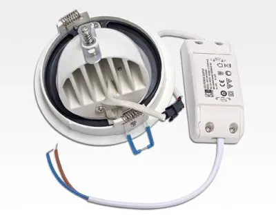 8W LED Einbau Spotleuchte weiß rund Neutral Weiß / 4000-4500K 525lm 230VAC IP40 90Grad — Bild 4