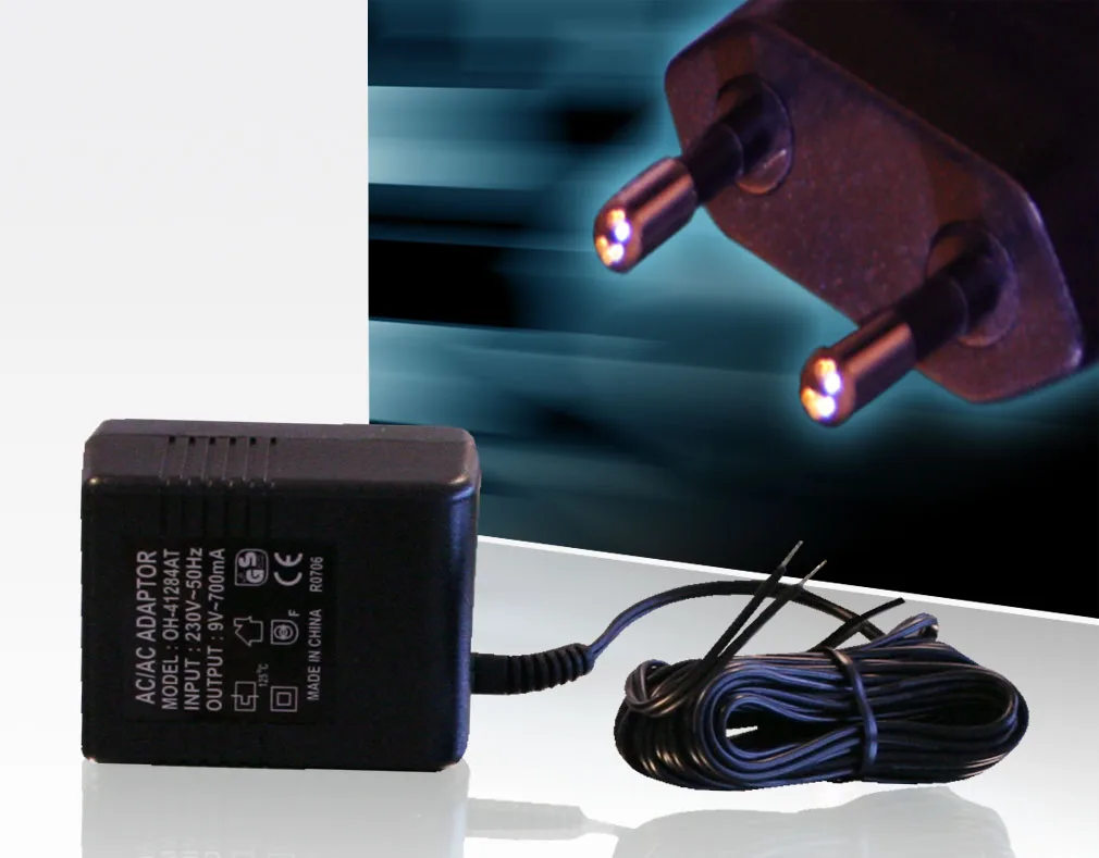 Steckernetzteil 230VAC / 9VAC 700mA für Visonic 